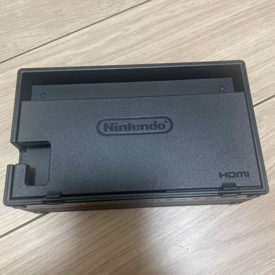 Nintendo Switch(ニンテンドースイッチ)のNintendo Switch ドックのみです エンタメ/ホビーのゲームソフト/ゲーム機本体(その他)の商品写真