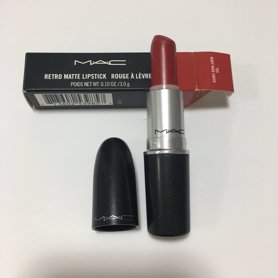 MAC(マック)のMAC マック　リップスティック　ルビーウートウキョー　箱付き　口紅 コスメ/美容のベースメイク/化粧品(口紅)の商品写真