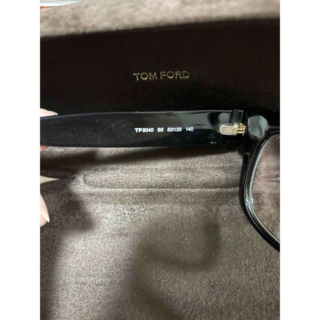 TOM FORD(トムフォード)のTOMFORD トムフォード　TF5040 伊達メガネ　サングラス レディースのファッション小物(サングラス/メガネ)の商品写真