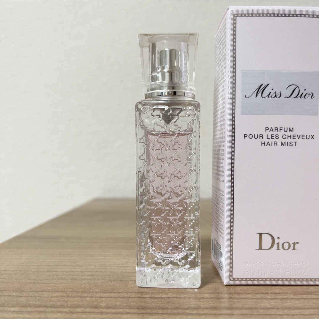 Christian Dior(クリスチャンディオール)のミス ディオール ヘアミスト 30ml コスメ/美容のヘアケア/スタイリング(ヘアウォーター/ヘアミスト)の商品写真