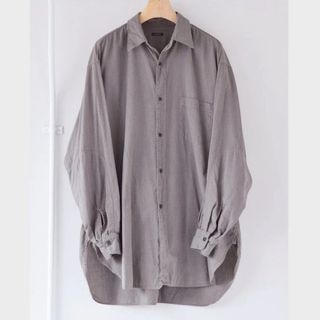 コモリ(COMOLI)のCOMOLI（コモリ） ヨリ杢 ワークシャツ サイズ2 24SS(シャツ)