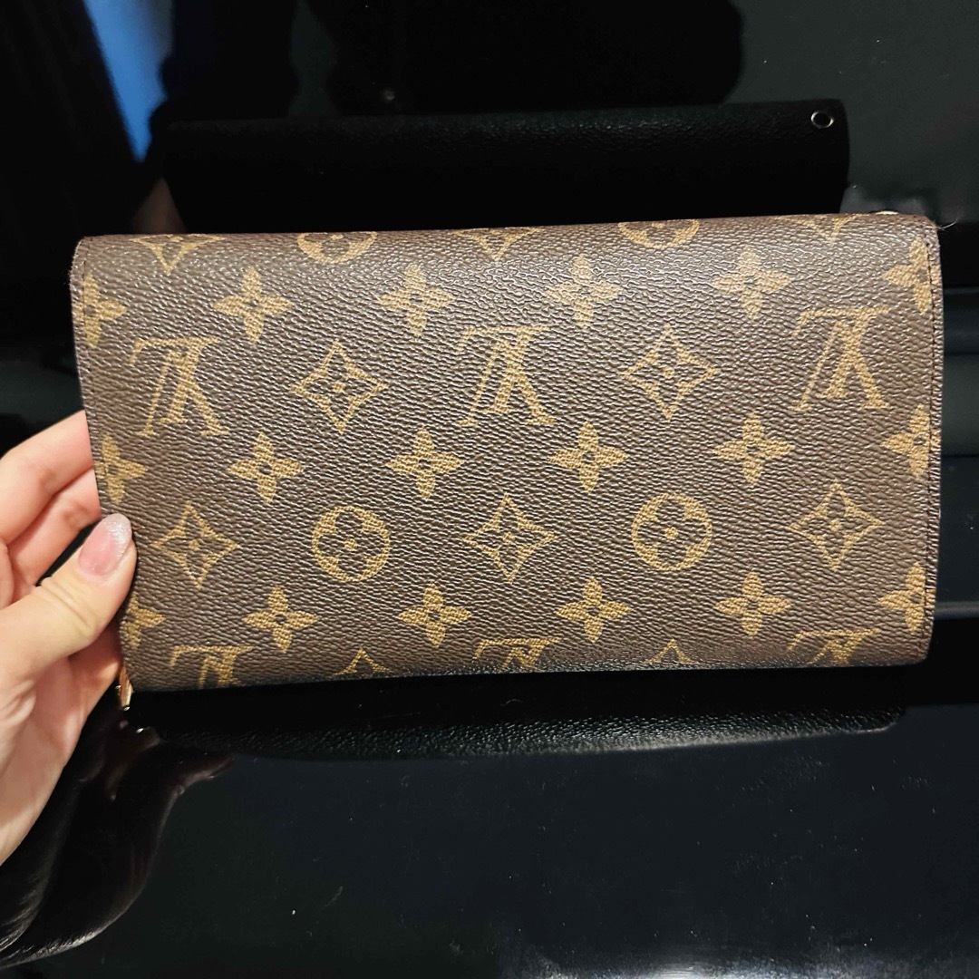 LOUIS VUITTON(ルイヴィトン)のVUITTON ルイヴィトン 長財布 即購入可 レディースのファッション小物(財布)の商品写真