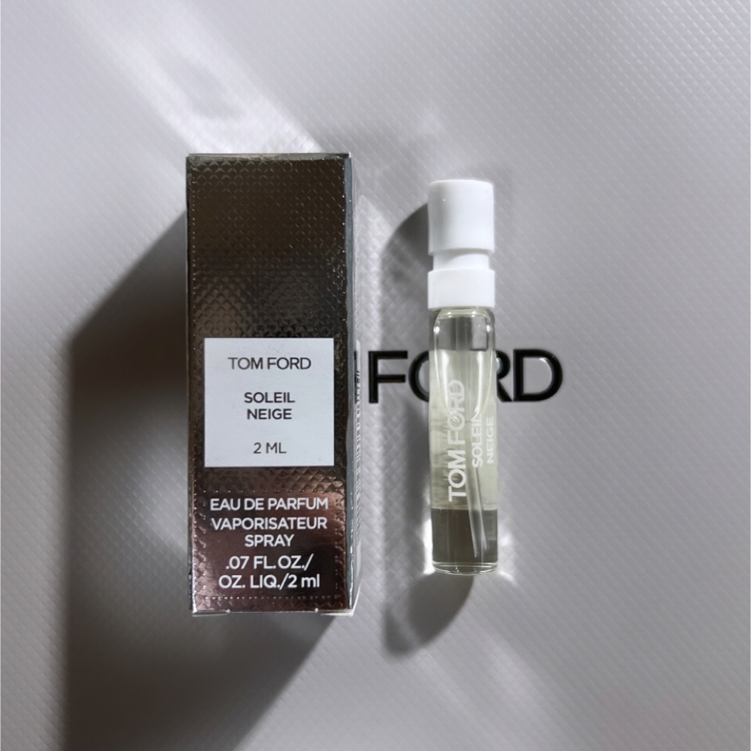 TOM FORD BEAUTY(トムフォードビューティ)のトムフォード　ソレイユネージュ　2ml コスメ/美容の香水(ユニセックス)の商品写真