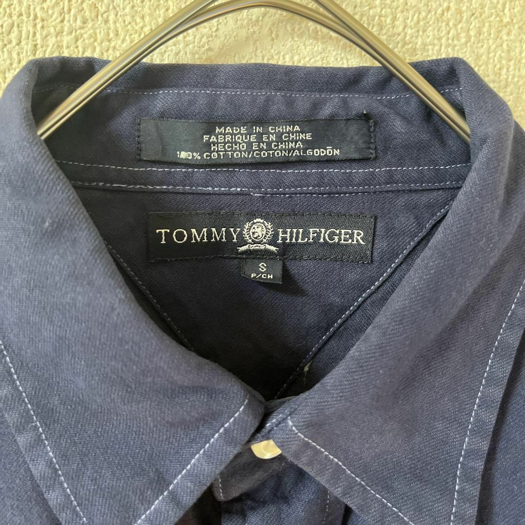TOMMY HILFIGER(トミーヒルフィガー)のY1 トミーヒルフィガー　ワンポイント刺繍　無地シャツ　大きめSメンズ　ゆるだぼ メンズのトップス(Tシャツ/カットソー(七分/長袖))の商品写真