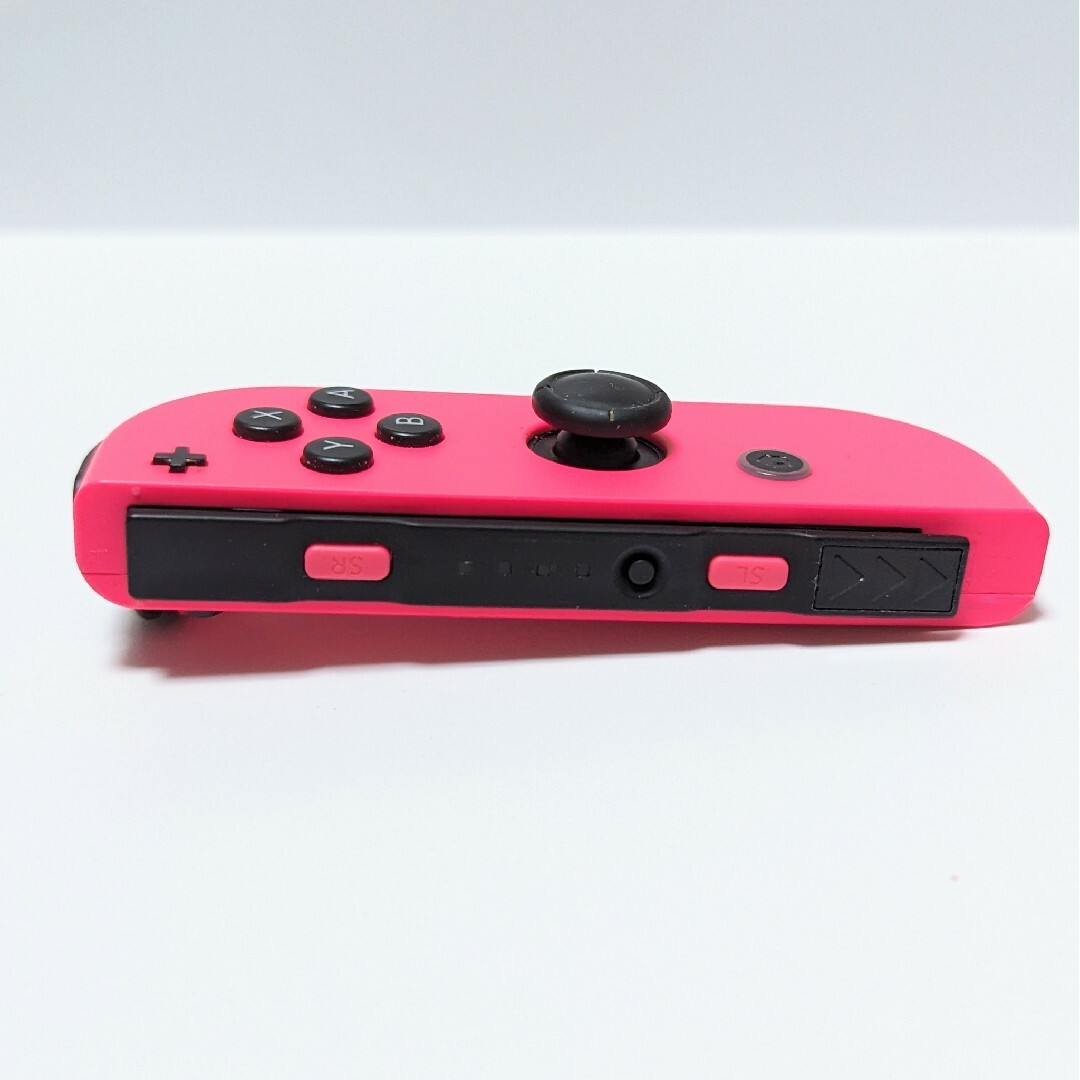 ②【ジャンク品】Joy-Con　ネオングリーン　ネオンピンク エンタメ/ホビーのゲームソフト/ゲーム機本体(その他)の商品写真