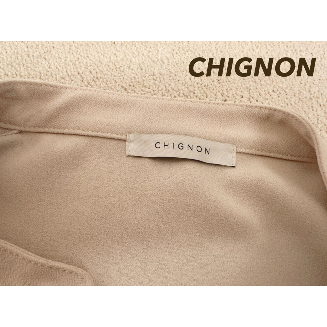 CHIGNON  シニヨン　フリンジ　ブラウス　未使用品 レディースのトップス(シャツ/ブラウス(長袖/七分))の商品写真