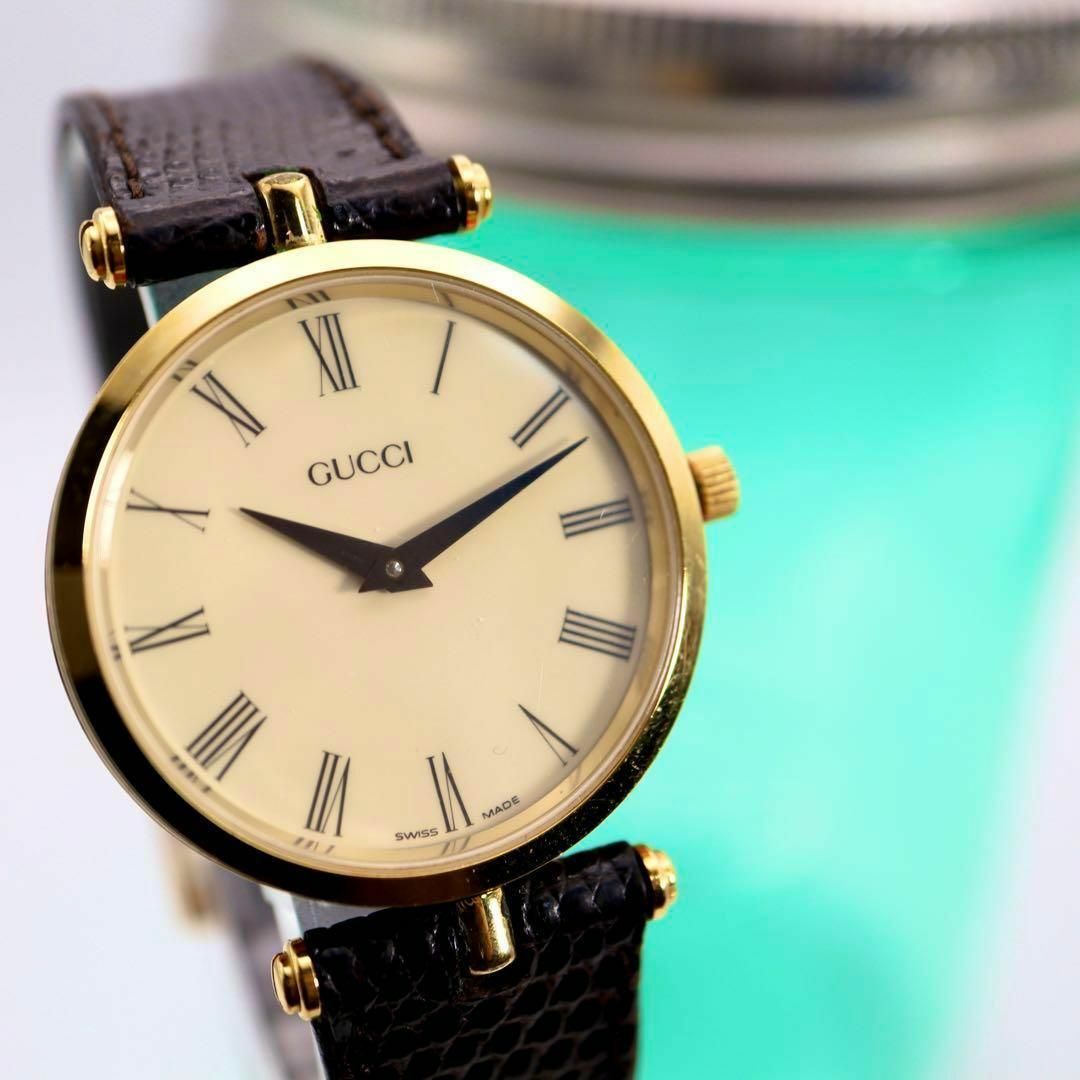 Gucci(グッチ)のGUCCI サイドシェリーライン ゴールド クォーツ レディース腕時計 526 レディースのファッション小物(腕時計)の商品写真