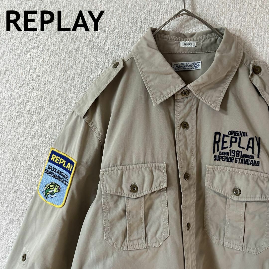 Replay(リプレイ)のV3 REPLAY ミリタリーシャツ　長袖　刺繍ワッペン　茶系Sメンズ　古着 メンズのトップス(Tシャツ/カットソー(七分/長袖))の商品写真