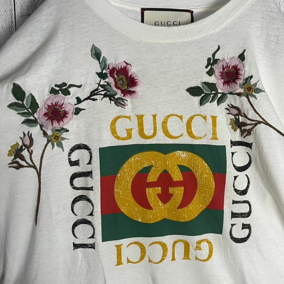 Gucci(グッチ)のグッチ GUCCI☆ビッグロゴ入りTシャツ 刺繍 花 フラワー ヴィンテージロゴ メンズのトップス(Tシャツ/カットソー(半袖/袖なし))の商品写真