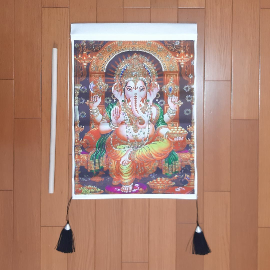 ガネーシャ①　タペストリー　掛け軸　インテリア エンタメ/ホビーの美術品/アンティーク(絵画/タペストリー)の商品写真