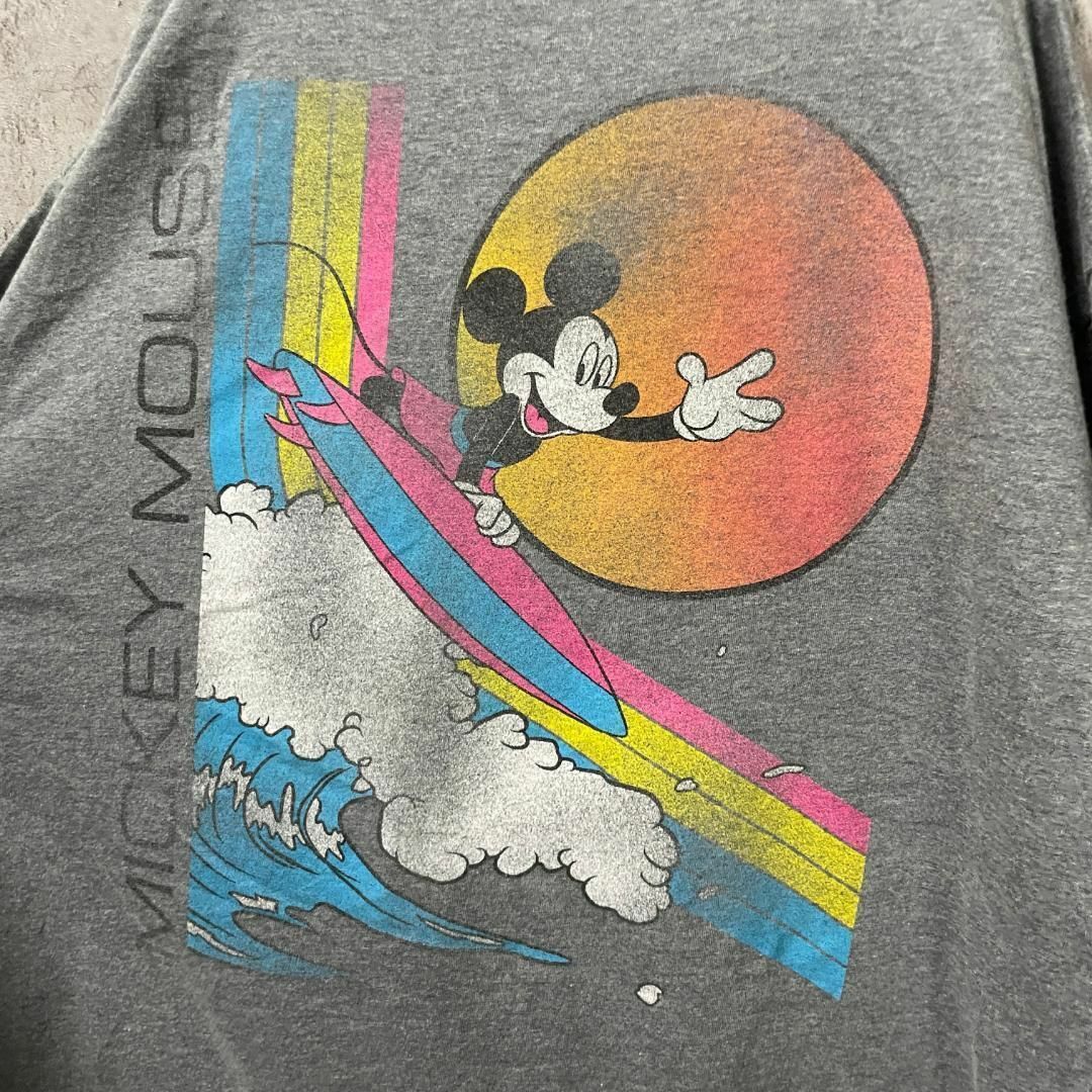 Disney(ディズニー)のDisney バックプリント サーフィン USA輸入 波乗り Tシャツ メンズのトップス(Tシャツ/カットソー(半袖/袖なし))の商品写真