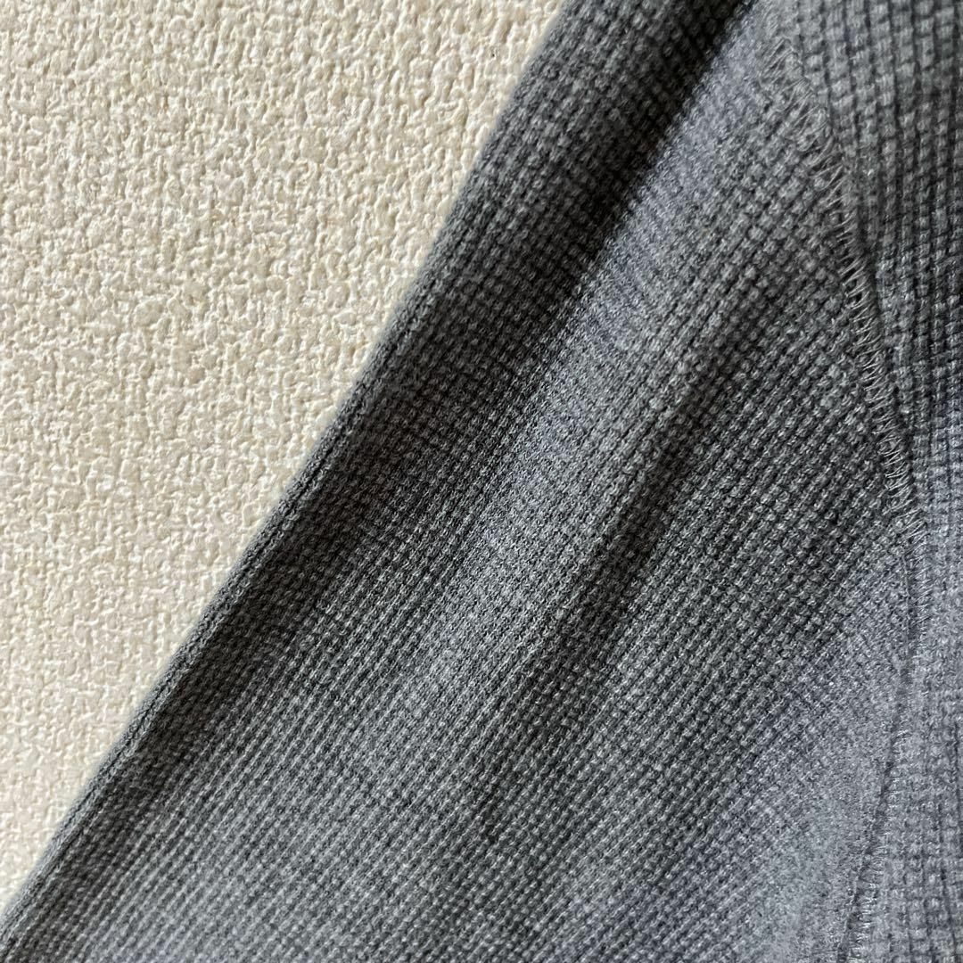 AVIREX(アヴィレックス)のV3アヴィレックス　ロンT 長袖　tシャツ ストレッチMメンズ 灰　背面プリント メンズのトップス(Tシャツ/カットソー(七分/長袖))の商品写真