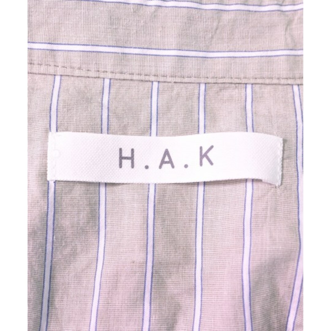 H.A.K(ハク)のH.A.K ハク カジュアルシャツ F グレーx白(ストライプ) 【古着】【中古】 レディースのトップス(シャツ/ブラウス(長袖/七分))の商品写真