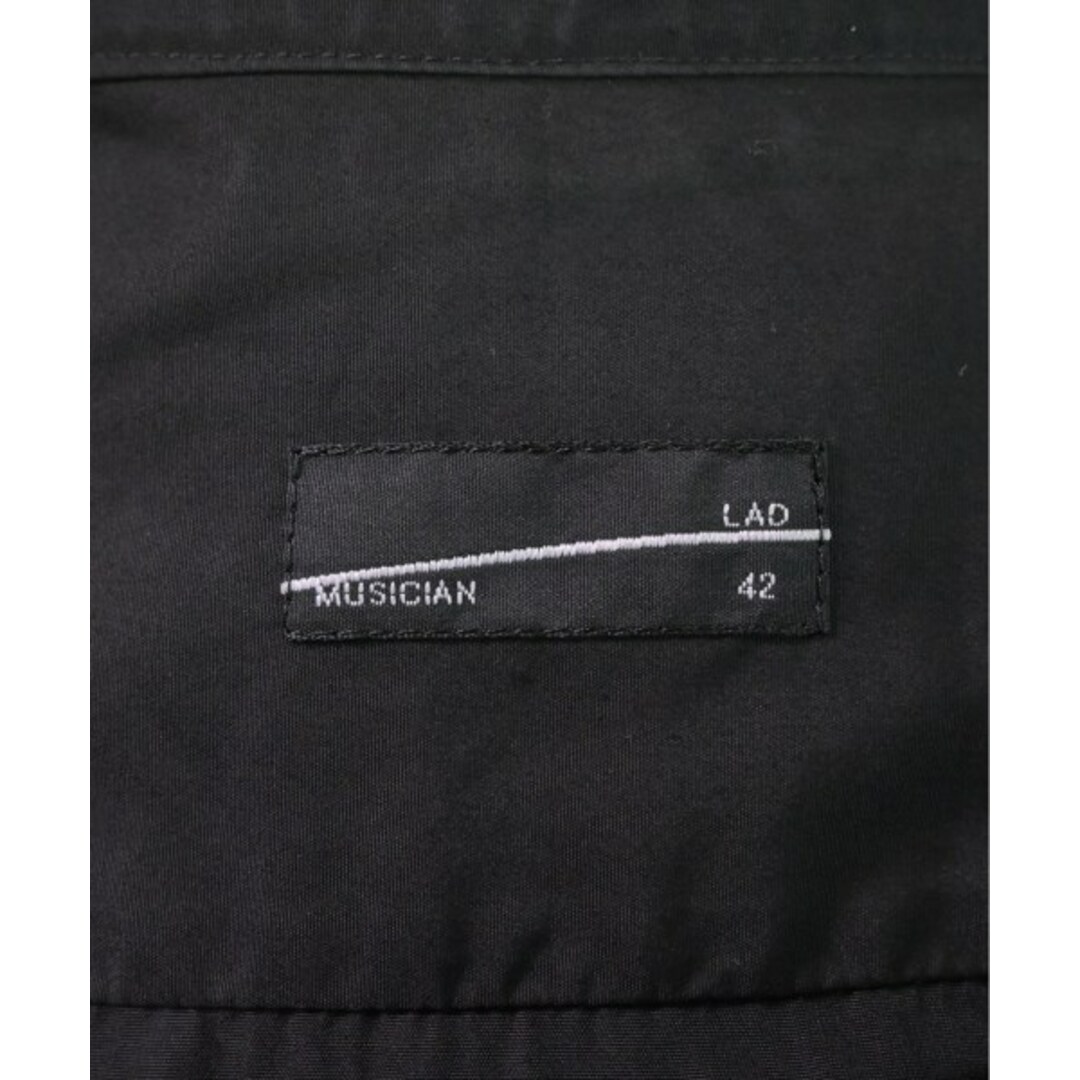 LAD MUSICIAN(ラッドミュージシャン)のLAD MUSICIAN カジュアルシャツ 42(S位) 黒 【古着】【中古】 メンズのトップス(シャツ)の商品写真
