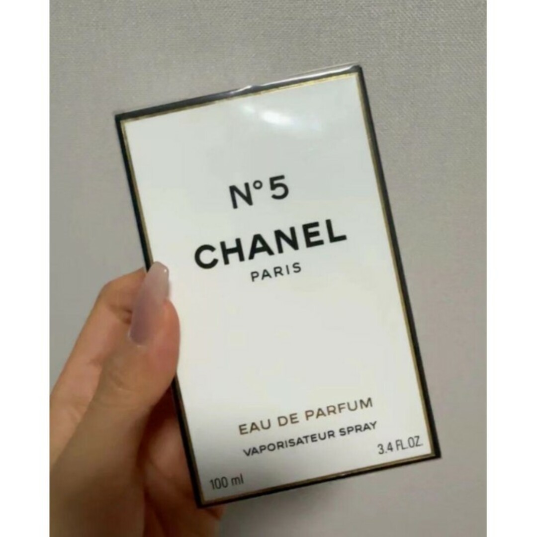 CHANEL(シャネル)のシャネルN°5 100mlロー オードゥ トワレット(ヴァポリザター) コスメ/美容の香水(香水(女性用))の商品写真