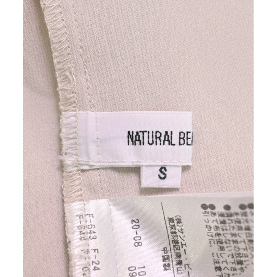 NATURAL BEAUTY BASIC(ナチュラルビューティーベーシック)のNATURAL BEAUTY BASIC ブラウス S ベージュ 【古着】【中古】 レディースのトップス(シャツ/ブラウス(長袖/七分))の商品写真