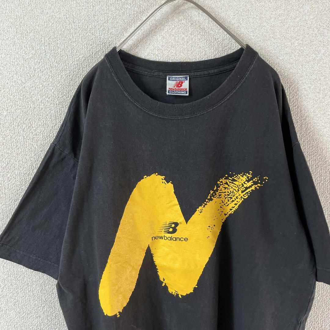 New Balance(ニューバランス)のV3 ニューバランス　tシャツ 半袖　プリントロゴ　黒　Mメンズ　ゆったり メンズのトップス(Tシャツ/カットソー(半袖/袖なし))の商品写真