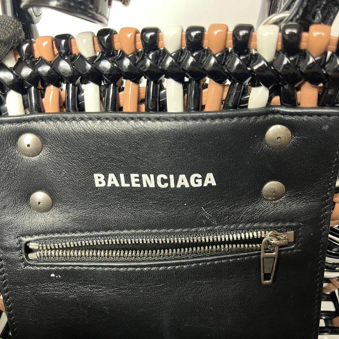 Balenciaga(バレンシアガ)の【美品】バレンシアガ　BISTRO xs 日本限定カラーバスケット　トートバッグ レディースのバッグ(トートバッグ)の商品写真