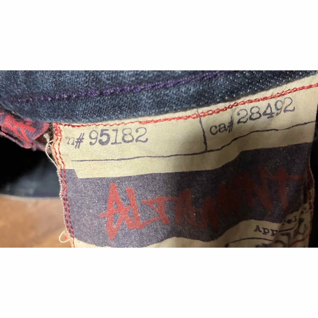 ALTAMONT(オルタモント)のALTAMONTオルタモント  デニムパンツ34 インチ ALTAMONT A メンズのパンツ(デニム/ジーンズ)の商品写真