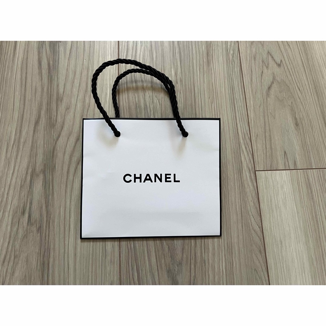 CHANEL(シャネル)のCHANEL シャネル　ショップ袋　5枚セット レディースのバッグ(ショップ袋)の商品写真