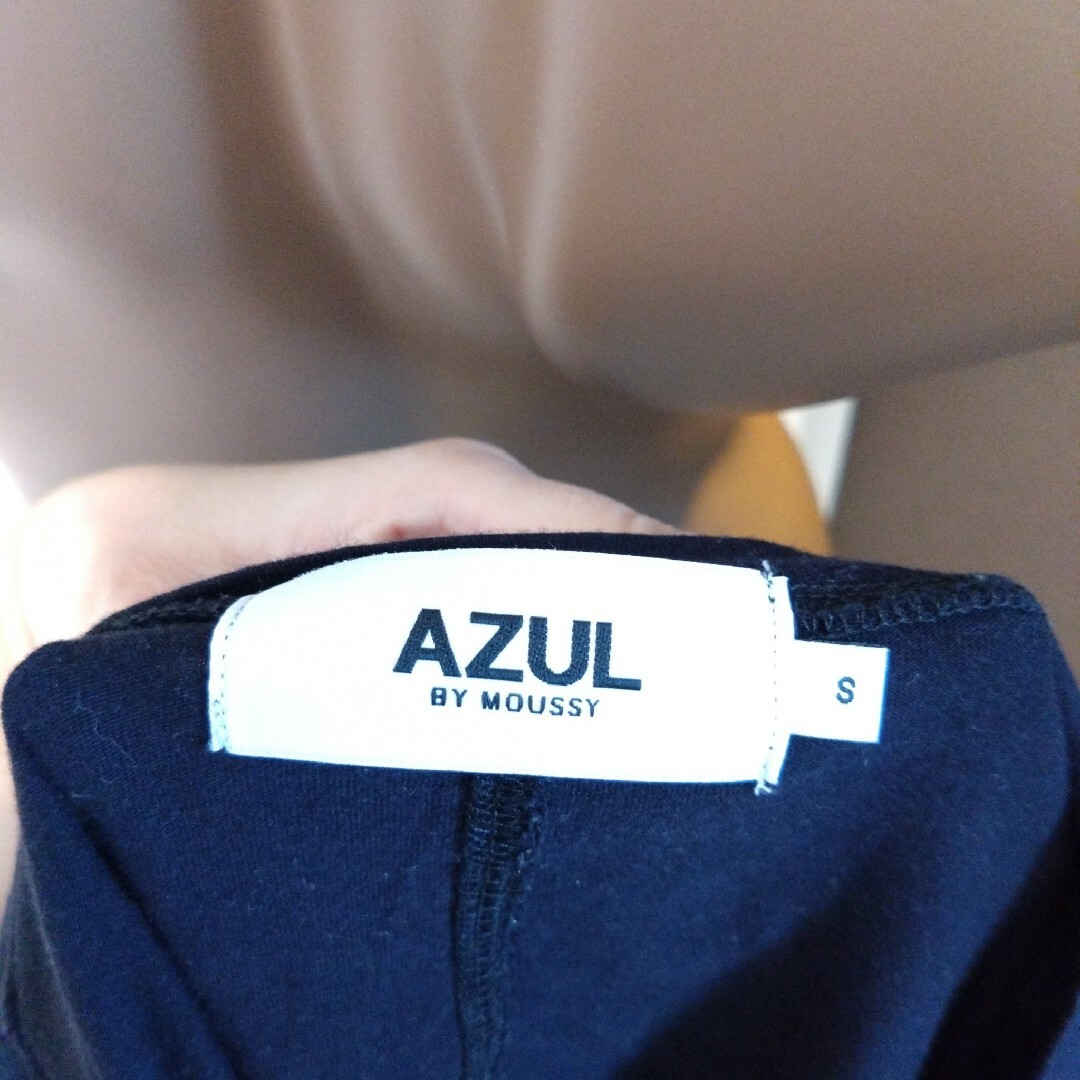 AZUL by moussy(アズールバイマウジー)のAZUL BY MOUSSY カットソー レディースのトップス(カットソー(半袖/袖なし))の商品写真