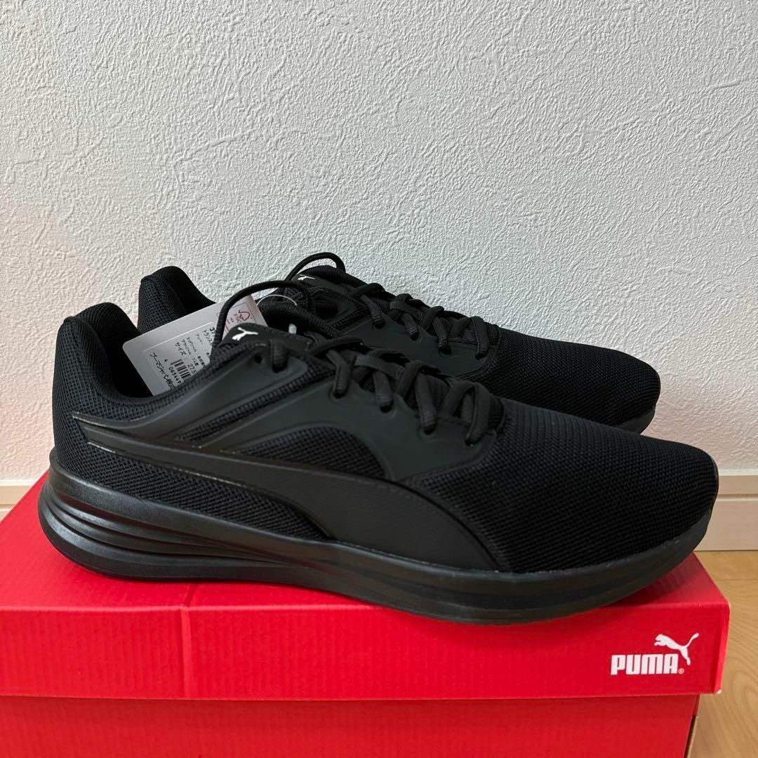 PUMA(プーマ)の新品　PUMA プーマ　トランスポート　メンズ　ランニングシューズ　黒　27.5 メンズの靴/シューズ(スニーカー)の商品写真