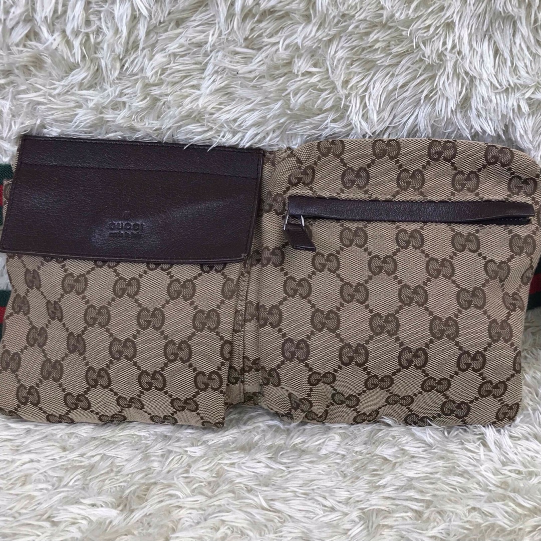 Gucci(グッチ)のグッチ　シェリーライン　ボディバッグ　オールドグッチ　GG キャンバス　 レディースのバッグ(ボディバッグ/ウエストポーチ)の商品写真