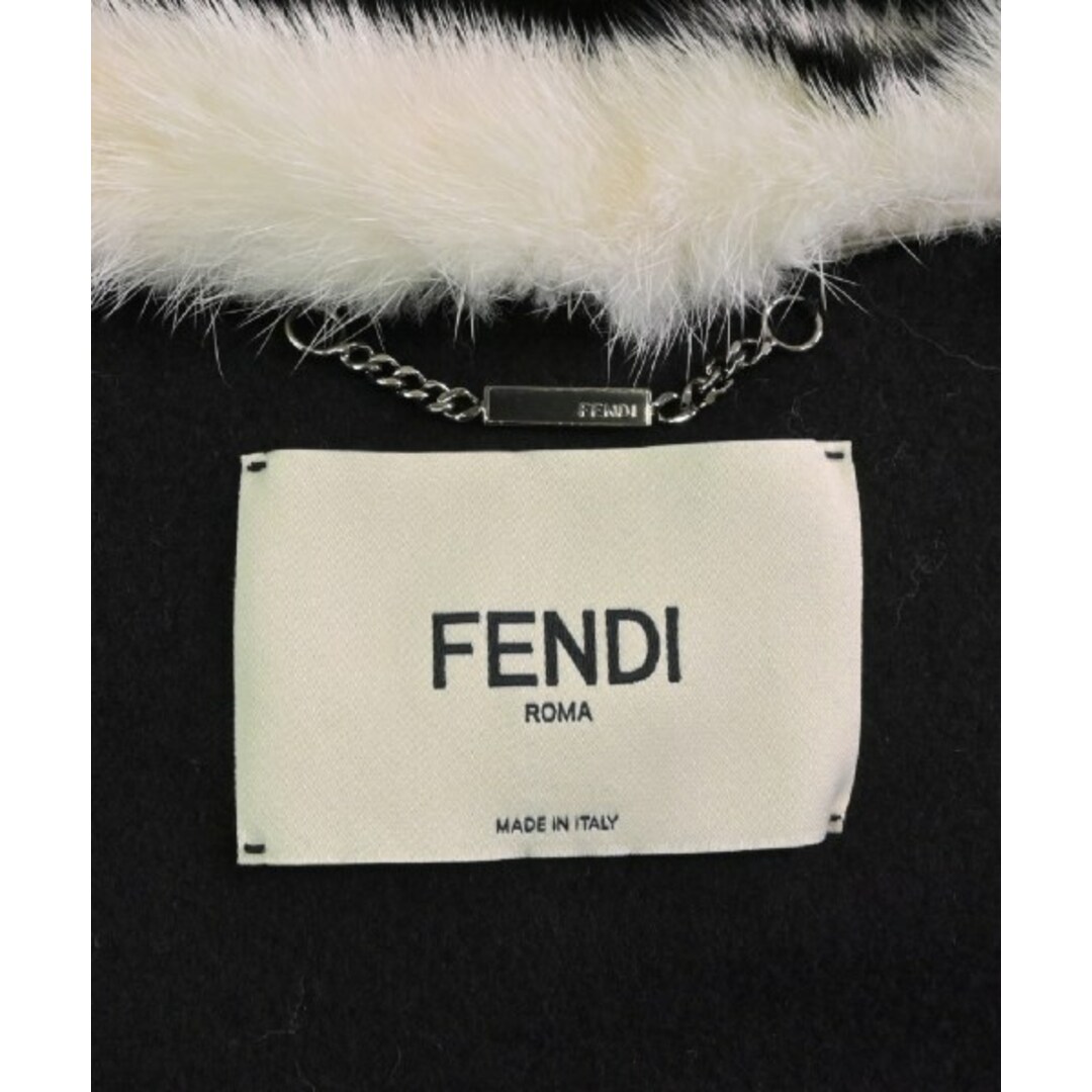 FENDI(フェンディ)のFENDI フェンディ コート（その他） 40(M位) 黒 【古着】【中古】 レディースのジャケット/アウター(その他)の商品写真