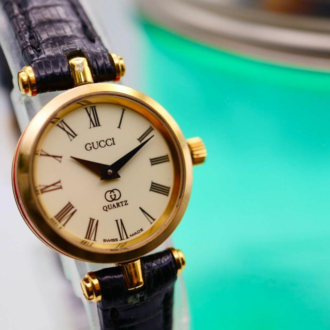 Gucci(グッチ)の美品 GUCCI サイドシェリーライン ラウンド レディース腕時計 828 レディースのファッション小物(腕時計)の商品写真