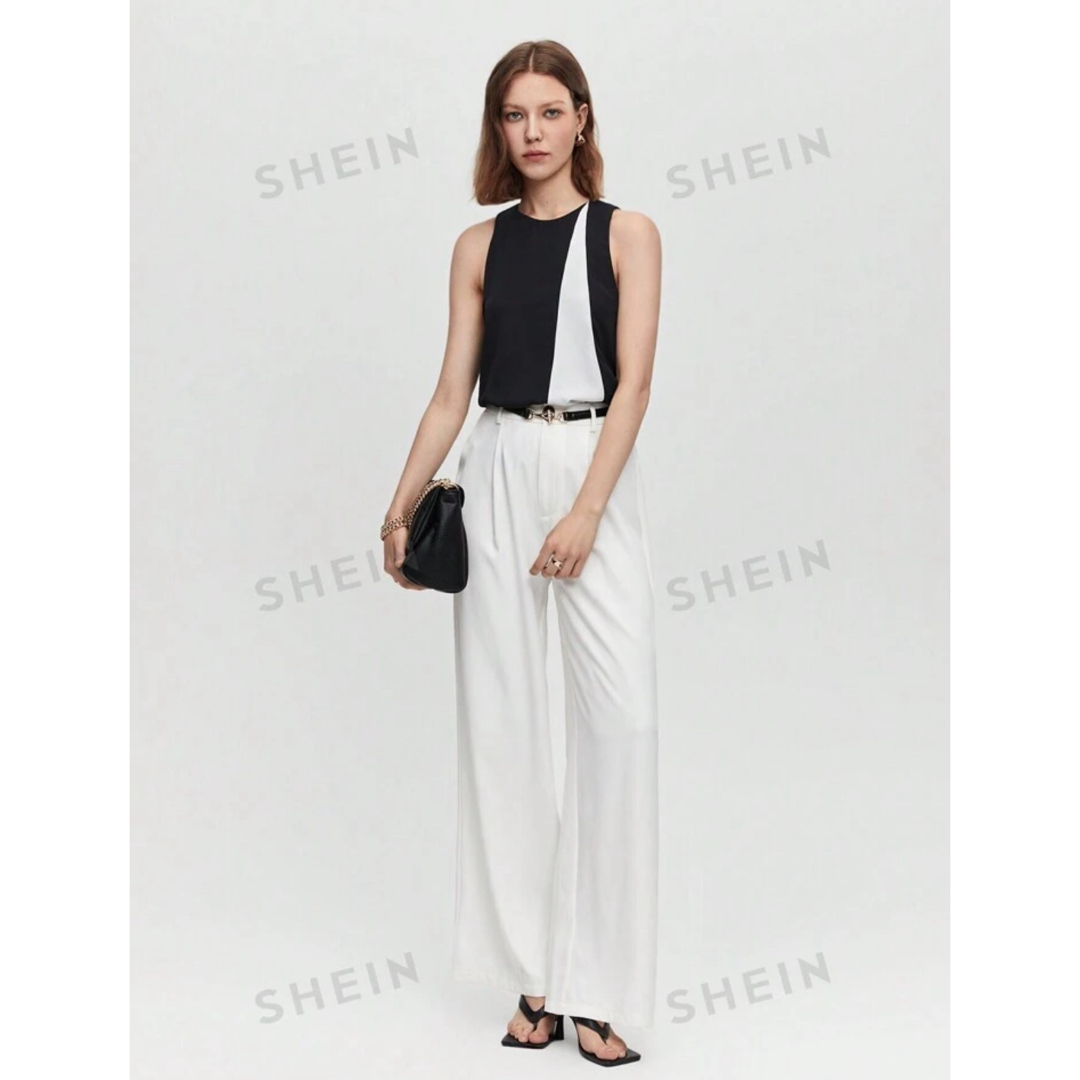 SHEIN(シーイン)のSHEIN ノースリーブ　トップス レディースのトップス(カットソー(半袖/袖なし))の商品写真