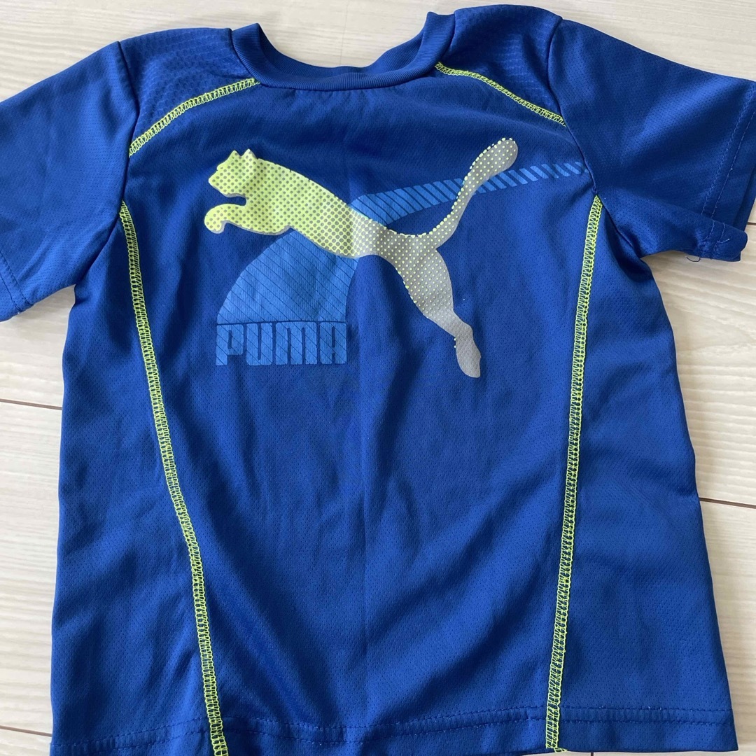 PUMA(プーマ)のPUMA Tシャツ　サッカー靴下　セット　サイズ4歳用 キッズ/ベビー/マタニティのキッズ服男の子用(90cm~)(Tシャツ/カットソー)の商品写真