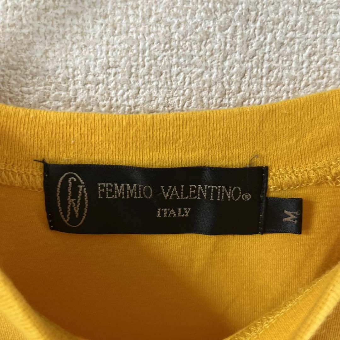T1 VALENTINO tシャツ半袖　プリントロゴ　イタリア　Mメンズ 黄色 メンズのトップス(Tシャツ/カットソー(半袖/袖なし))の商品写真