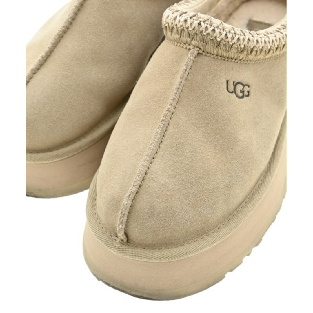 UGG AUSTRALIA(アグオーストラリア)のUGG australia シューズ（その他） 22cm ベージュ 【古着】【中古】 レディースの靴/シューズ(その他)の商品写真