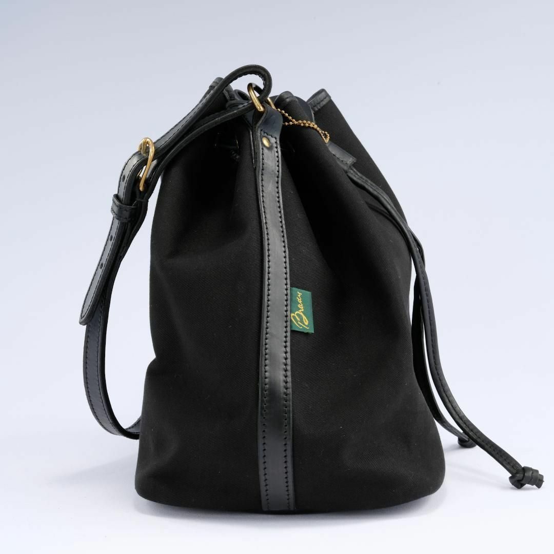 Brady(ブレディ)の【美品✨」BRADY　ブレディー　巾着　ショルダーバッグ　バケツ　ブラック レディースのバッグ(ショルダーバッグ)の商品写真