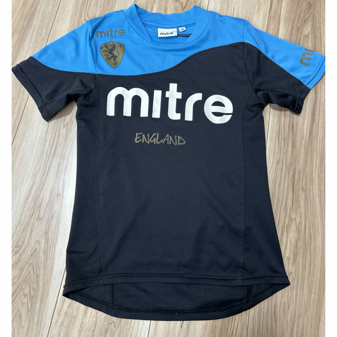 mitre(マイター)の130センチ★mitre イングランド 水色 シャツ トレーニングシャツ キッズ/ベビー/マタニティのキッズ服男の子用(90cm~)(Tシャツ/カットソー)の商品写真