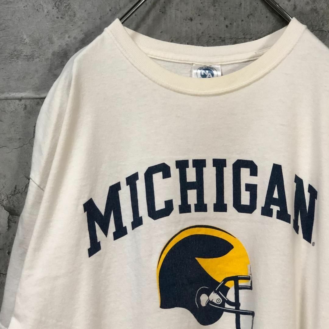 MICHIGAN フットボール シンプル ヘルメット Tシャツ メンズのトップス(Tシャツ/カットソー(半袖/袖なし))の商品写真