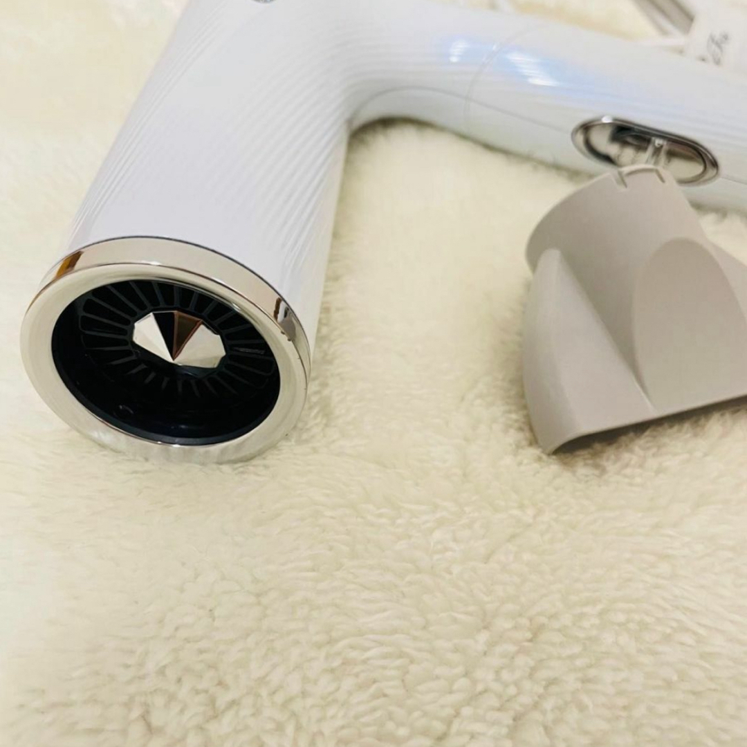 ReFa(リファ)のReFa BEAUTECH DRYER SMART RE-AN-02A スマホ/家電/カメラの美容/健康(ドライヤー)の商品写真