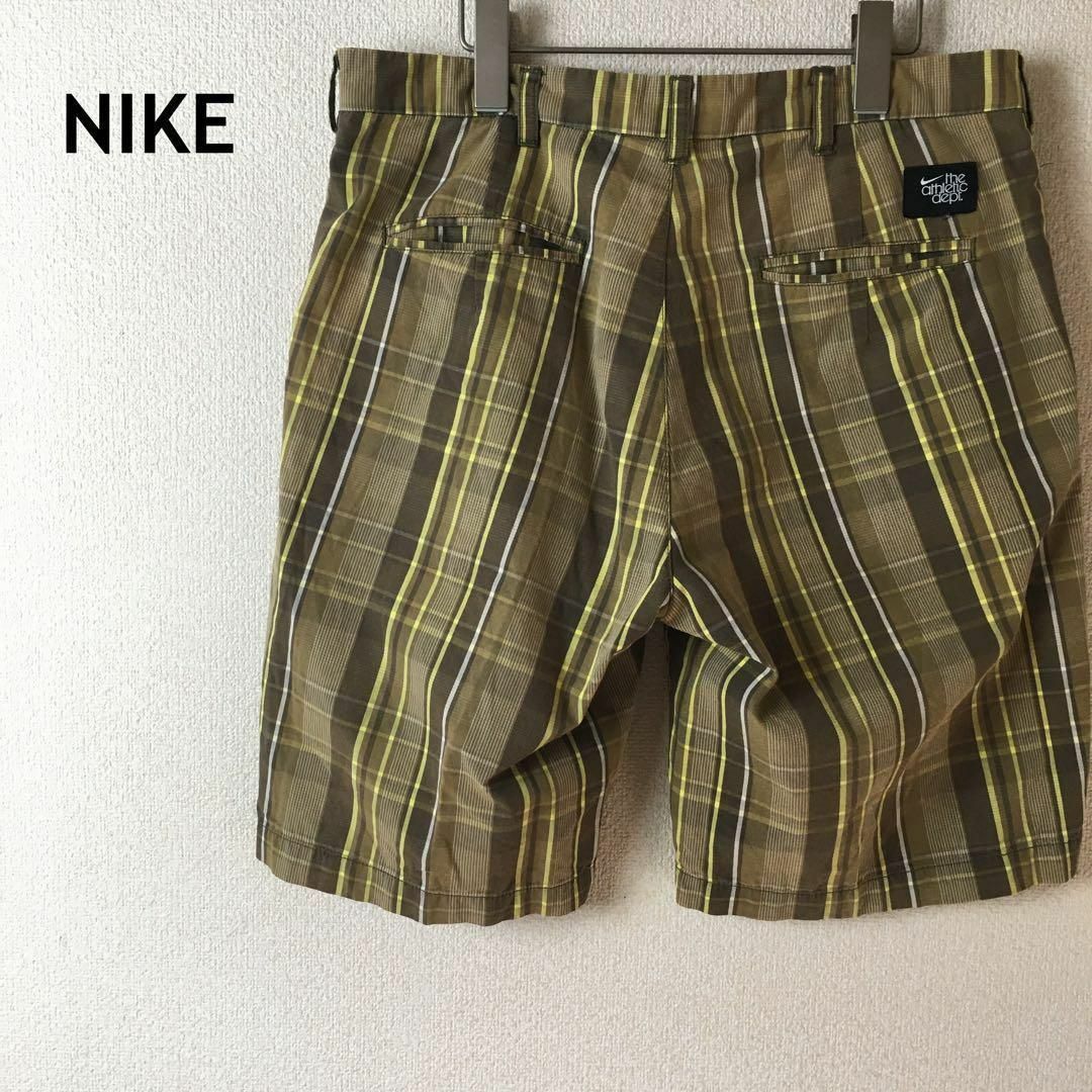 NIKE(ナイキ)のi1 NIKE ショートパンツ　ハーフパンツ　チェック柄シャツ　Mメンズ メンズのパンツ(ショートパンツ)の商品写真