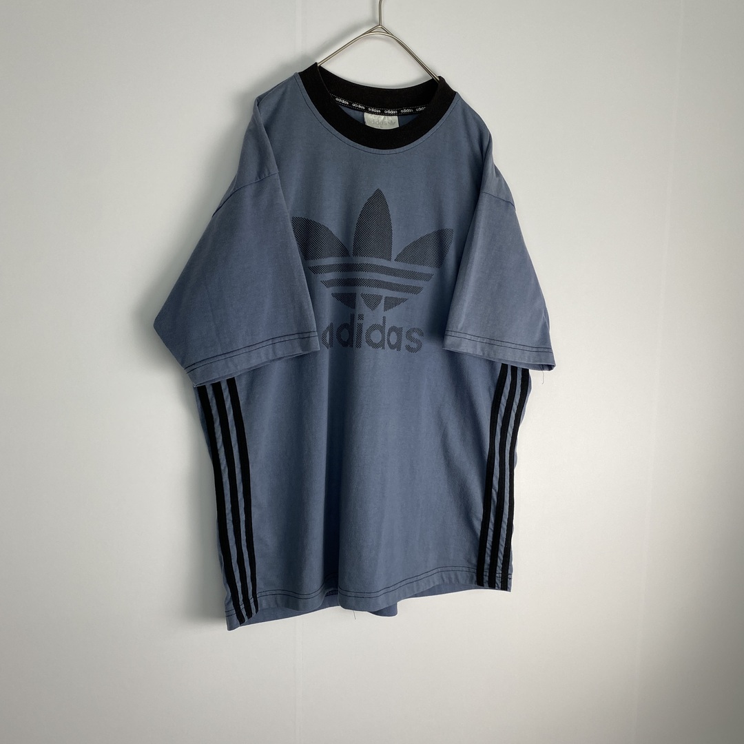 adidas(アディダス)のアディダス　半袖Tシャツ　古着好きに　フェード感　ライン　紺色 メンズのトップス(Tシャツ/カットソー(半袖/袖なし))の商品写真