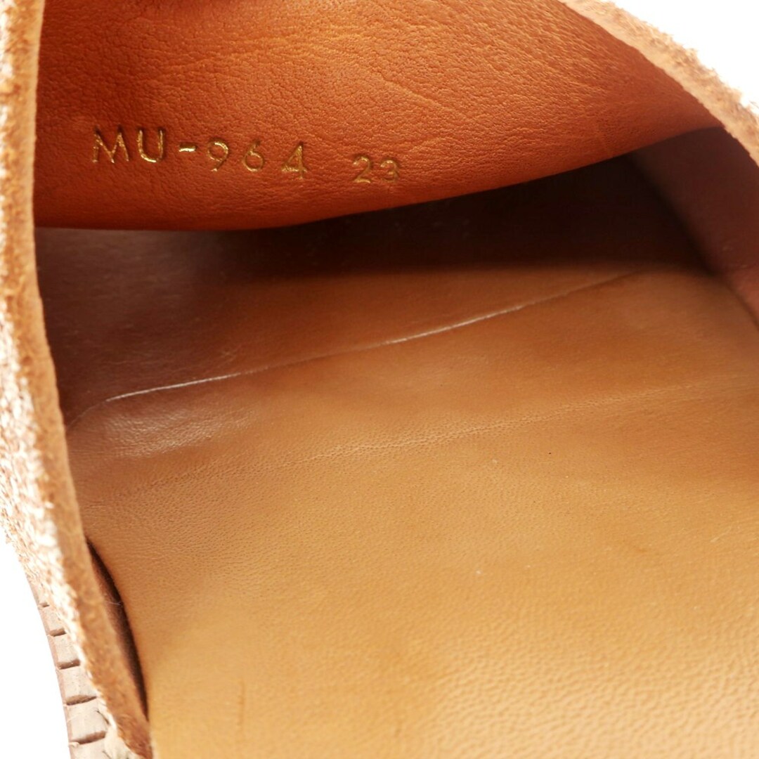 【中古】ムカヴァ MUKAVA クラックレザー サンダル ホワイトxベージュ【サイズ23】【レディース】 レディースの靴/シューズ(サンダル)の商品写真