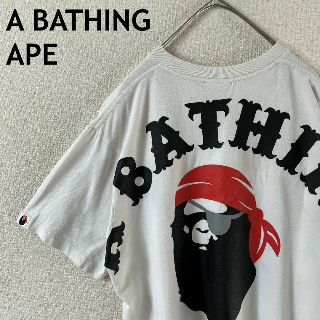 A BATHING APE(アベイシングエイプ)のL1 A BATHING APE tシャツ 半袖　Mメンズ バッグプリント　白 メンズのトップス(Tシャツ/カットソー(半袖/袖なし))の商品写真