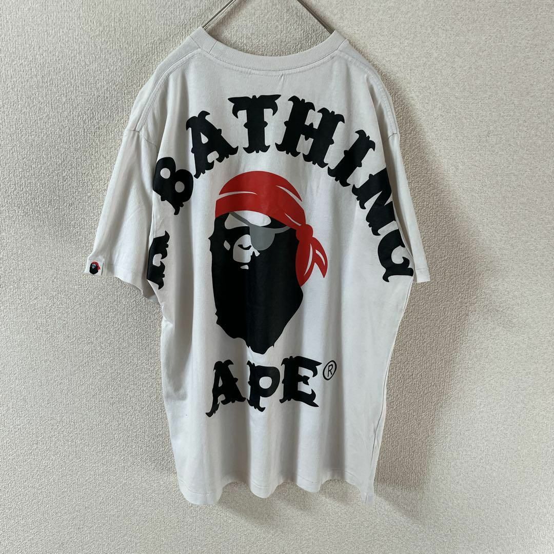 A BATHING APE(アベイシングエイプ)のL1 A BATHING APE tシャツ 半袖　Mメンズ バッグプリント　白 メンズのトップス(Tシャツ/カットソー(半袖/袖なし))の商品写真