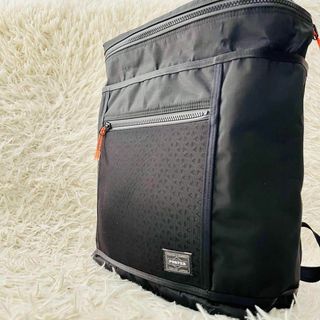 ポーター(PORTER)の美品　ポーター ヘキサリア デイパック　リュック　ブラック　吉田カバン　メンズ(バッグパック/リュック)