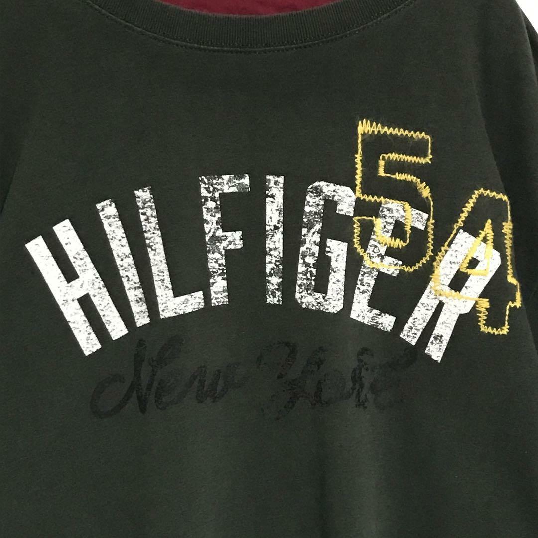 【ビッグサイズ】トミーヒルフィガー　センタープリント長袖Tシャツ　深緑H713 メンズのトップス(シャツ)の商品写真