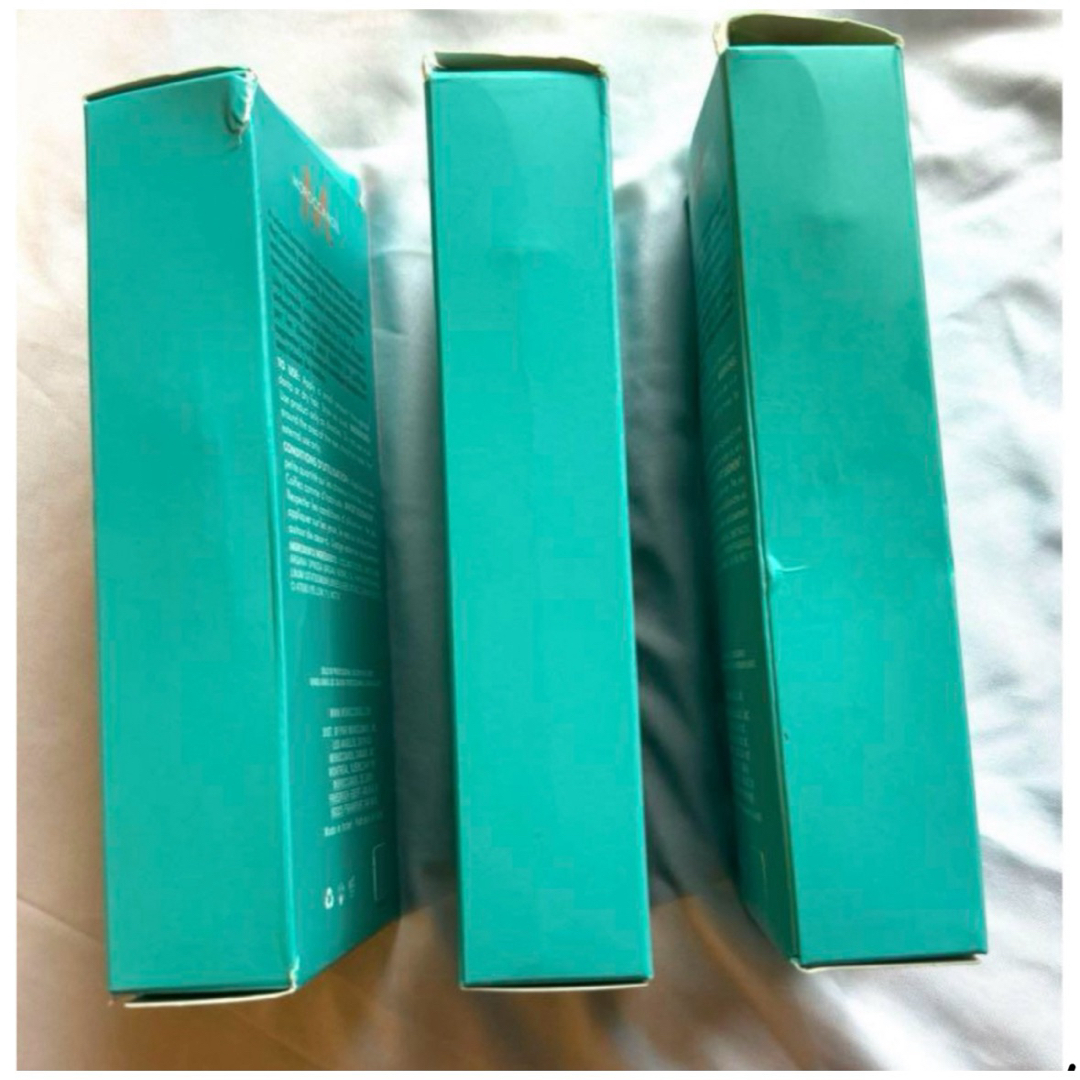 Moroccan oil(モロッカンオイル)の未使用品　モロッカンオイル　100ml x 3 本 コスメ/美容のヘアケア/スタイリング(トリートメント)の商品写真