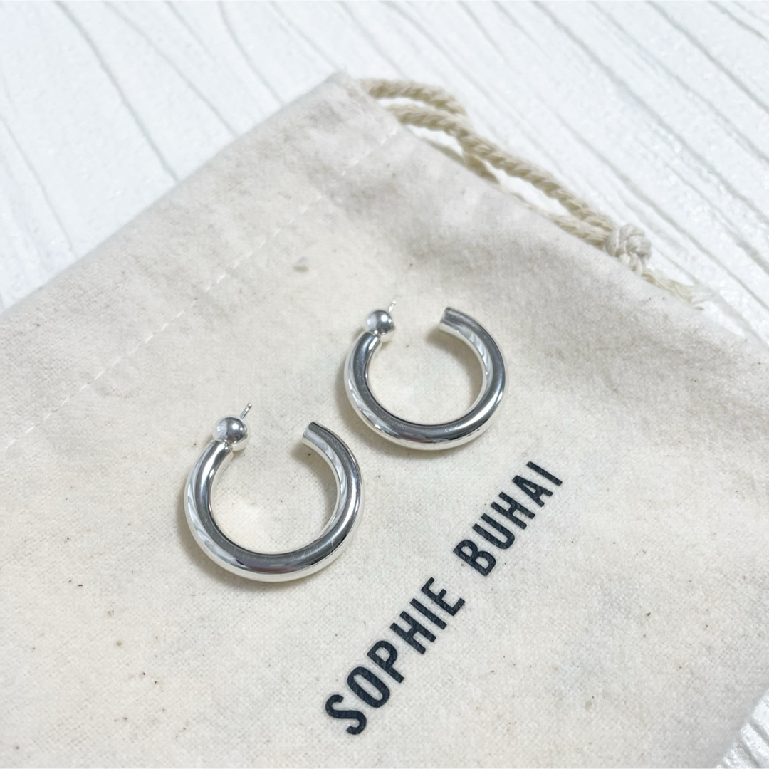 新品 ソフィーブハイ Sophie Buhai フープピアス フープ スモール レディースのアクセサリー(ピアス)の商品写真