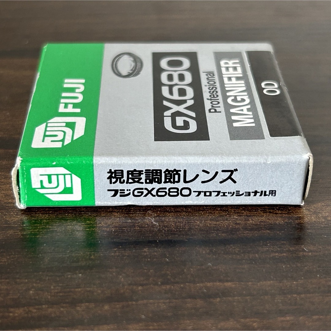 富士フイルム(フジフイルム)の★ FUJI GX680用 マグニファイヤー +0D スマホ/家電/カメラのカメラ(その他)の商品写真