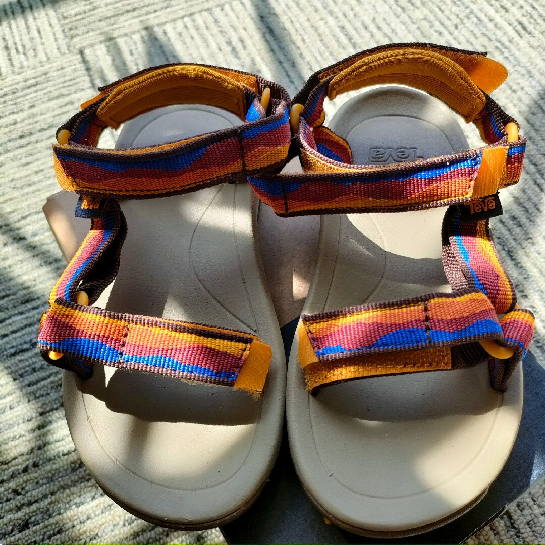 Teva(テバ)のTEVA　テバ　サンダル　16cm キッズ/ベビー/マタニティのキッズ靴/シューズ(15cm~)(サンダル)の商品写真