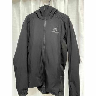 アークテリクス(ARC'TERYX)のatom lt hoody S 黒 arcteryx(ダウンジャケット)