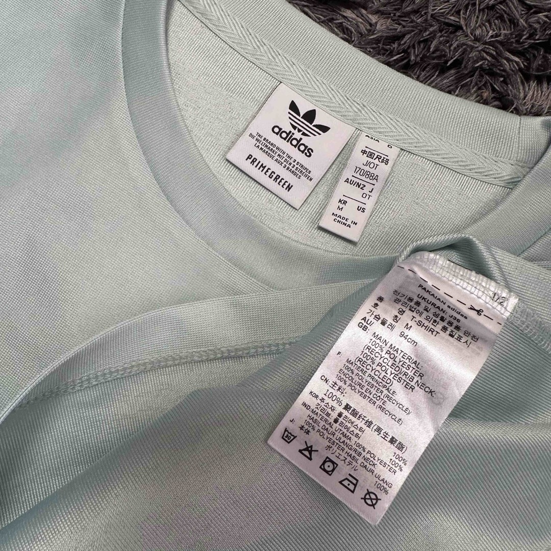 adidas(アディダス)のadidas アディダス　ユニセックス　シアースリーストライプ　トップス レディースのトップス(Tシャツ(半袖/袖なし))の商品写真